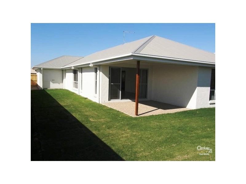 18 Williams Crescent, North Lakes QLD 4509