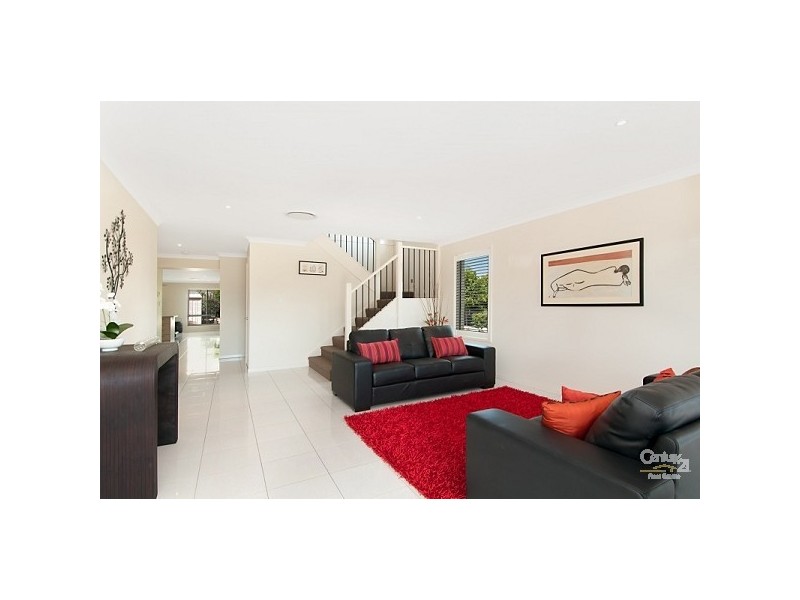 2 TURNSTONE CCT, North Lakes QLD 4509