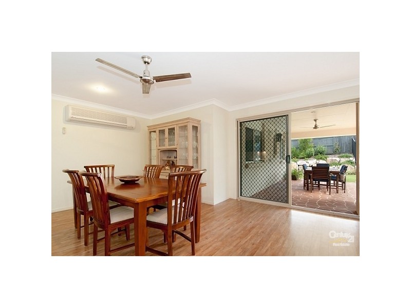 5 DOTTEREL CR, North Lakes QLD 4509