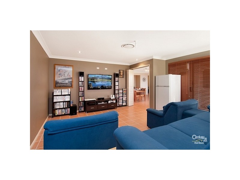 8 Everard St, North Lakes QLD 4509