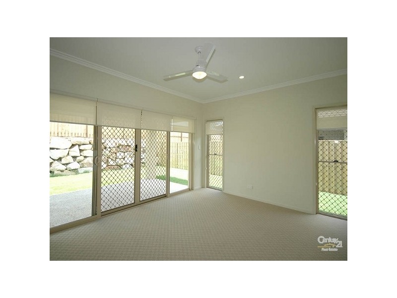 3 Hogan Close, North Lakes QLD 4509