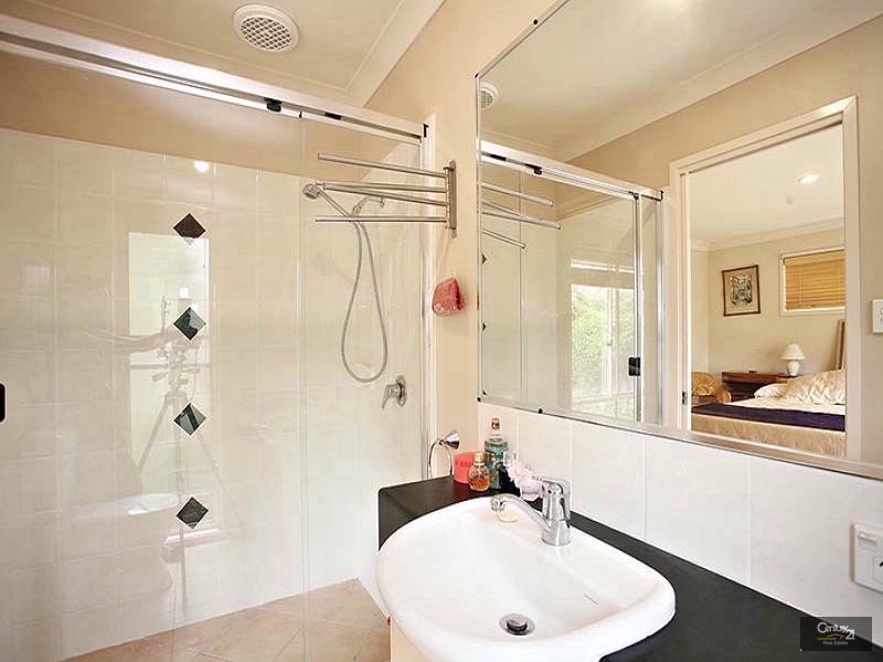 75 Butterfly Drive, Kallangur QLD 4503