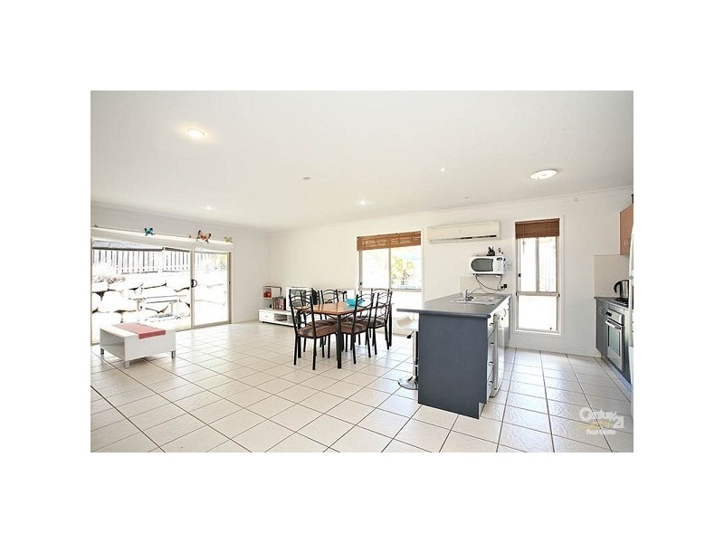 15 Swordgrass Court, Kallangur QLD 4503