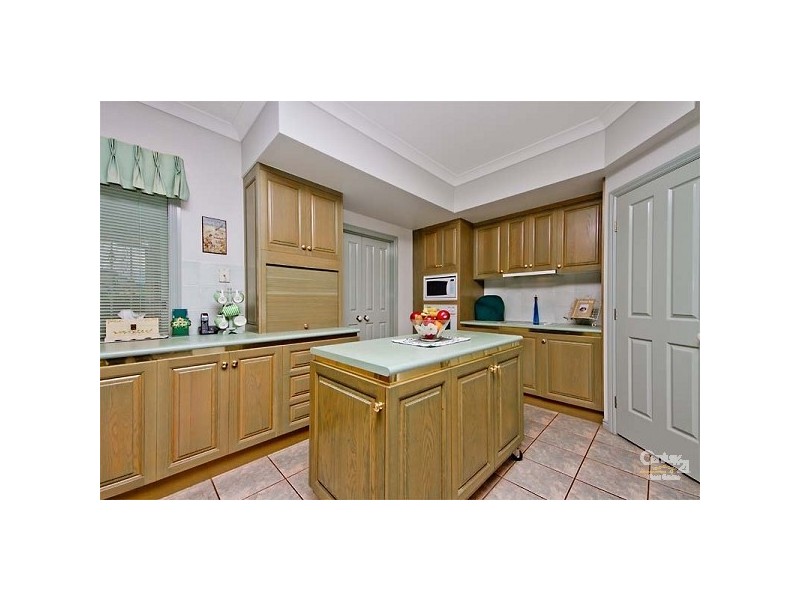 2 Dorchester Court, Murrumba Downs QLD 4503