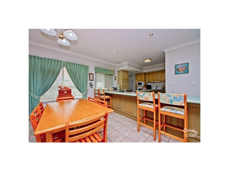 2 Dorchester Court, Murrumba Downs QLD 4503