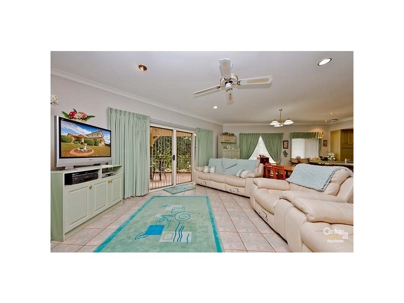 2 Dorchester Court, Murrumba Downs QLD 4503