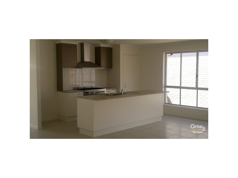 24 Elderflower Circuit, Griffin QLD 4503