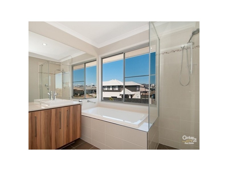 North Lakes QLD 4509