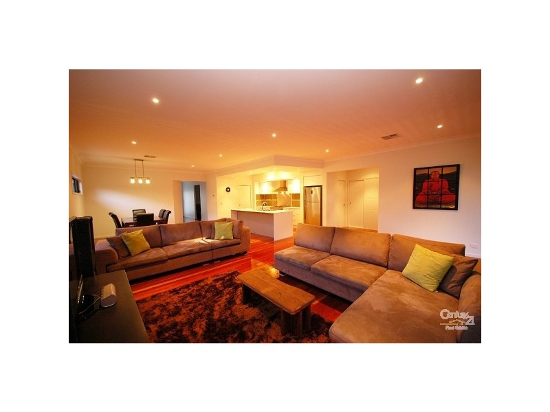 48 Mackintosh Drive, North Lakes QLD 4509