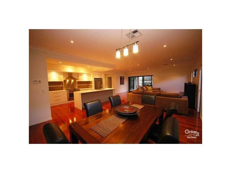 48 Mackintosh Drive, North Lakes QLD 4509