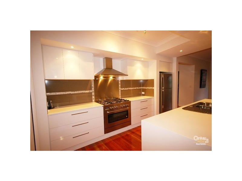 48 Mackintosh Drive, North Lakes QLD 4509