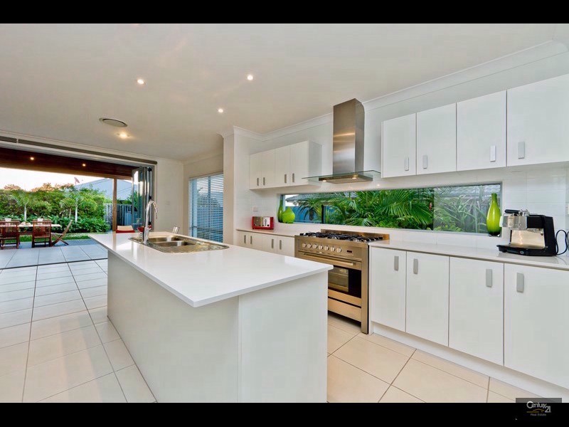 57 POSSUM PARADE, North Lakes QLD 4509