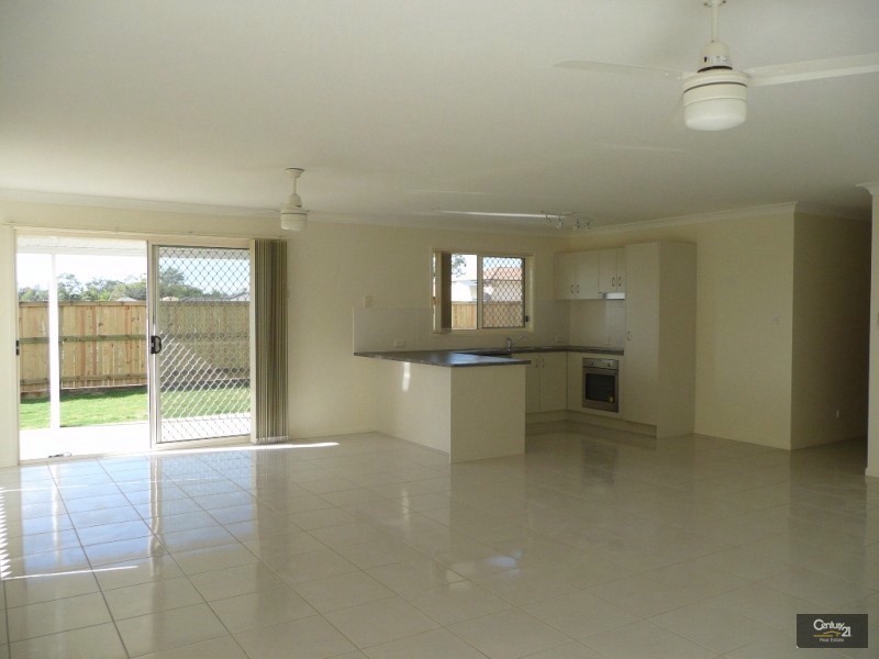 4 Kyah Close, Kallangur QLD 4503