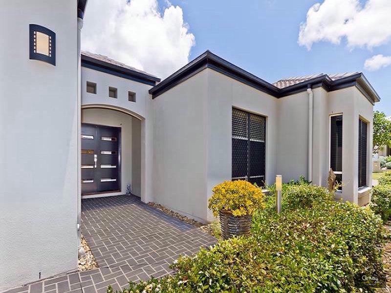 49 Whitecedar Circuit, North Lakes QLD 4509