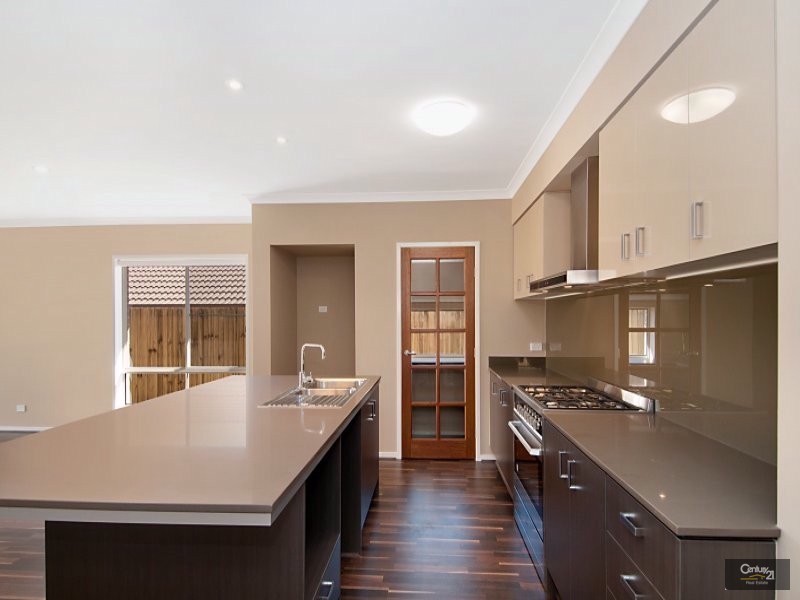 32 Denham Crescent, North Lakes QLD 4509