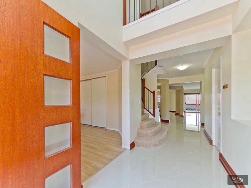 9 Hambelton Crescent, Murrumba Downs QLD 4503