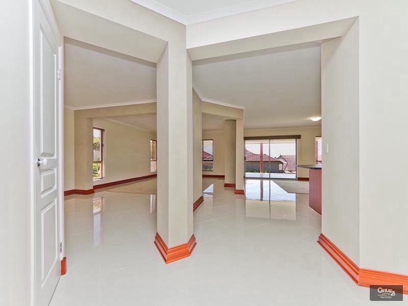 9 Hambelton Crescent, Murrumba Downs QLD 4503
