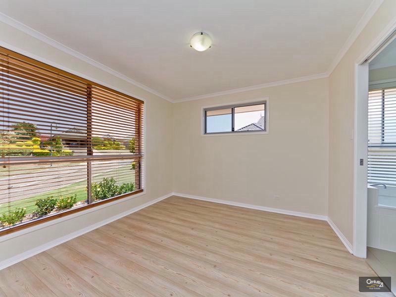 9 Hambelton Crescent, Murrumba Downs QLD 4503