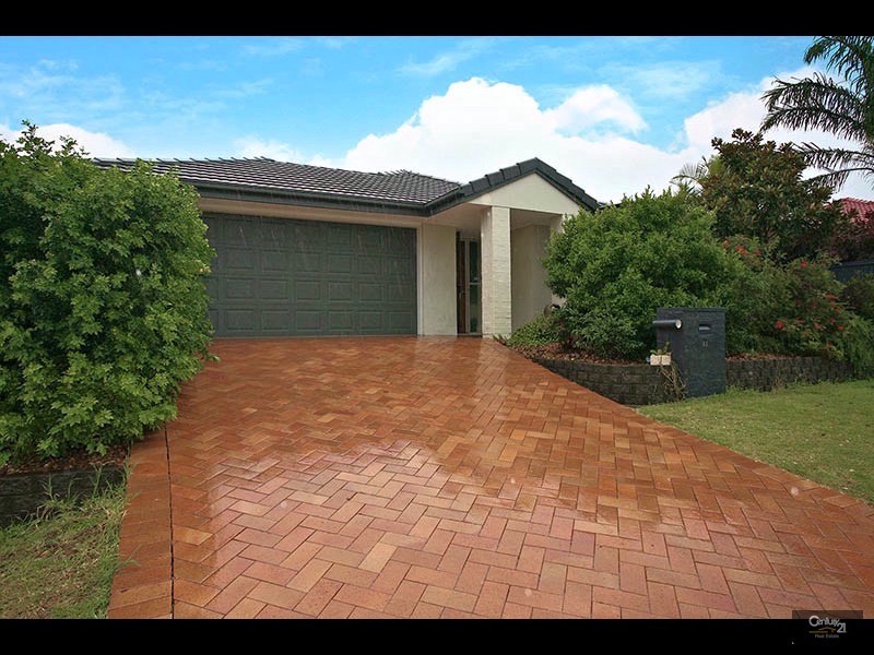 11 Dotterel Crescent, North Lakes QLD 4509