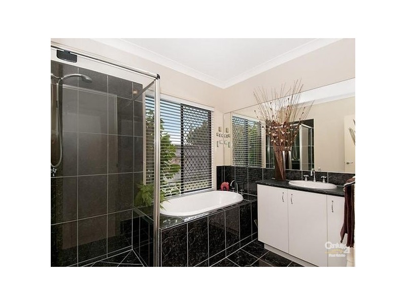 24 Gannet Circuit, North Lakes QLD 4509