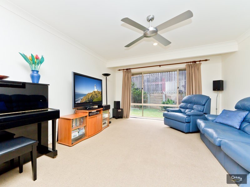 3 Cornelian Court, Kallangur QLD 4503