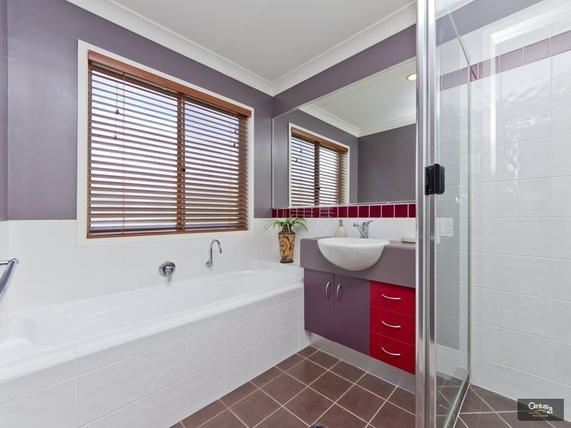 3 Cornelian Court, Kallangur QLD 4503