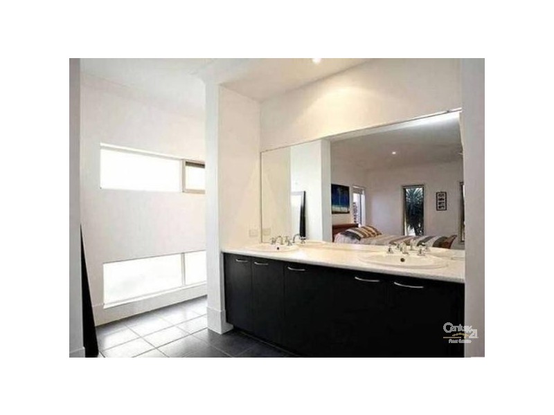 44 Kurrajong Circuit, North Lakes QLD 4509