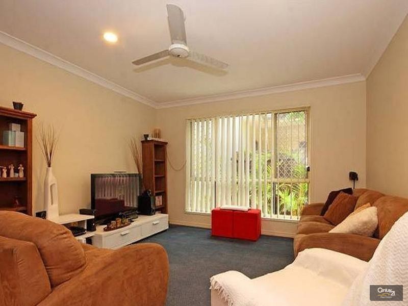 15 Wyperfield Court, North Lakes QLD 4509