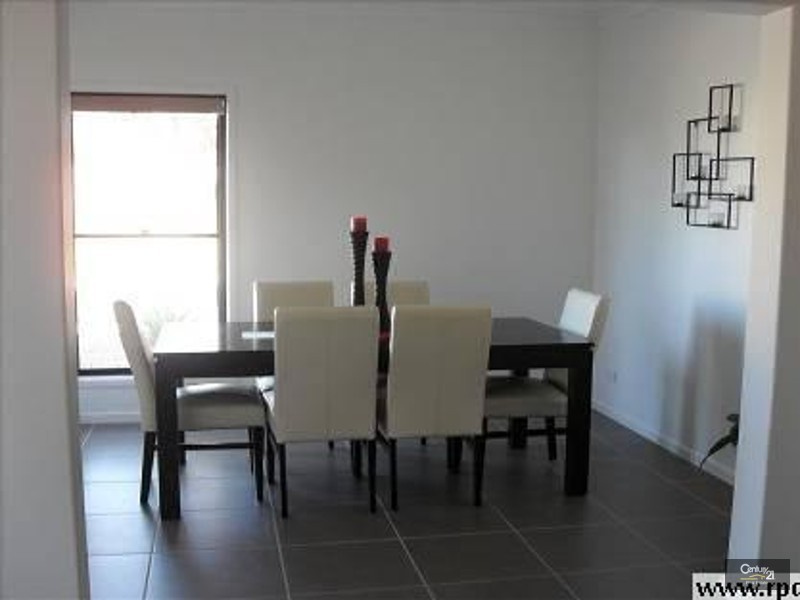 38 Ballesteros Street, North Lakes QLD 4509