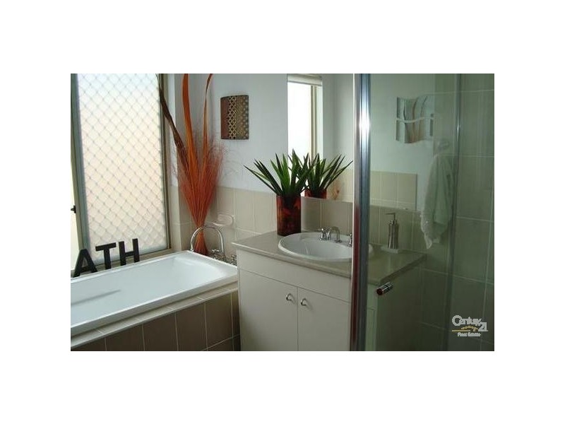 16 Pandorea Circuit, North Lakes QLD 4509