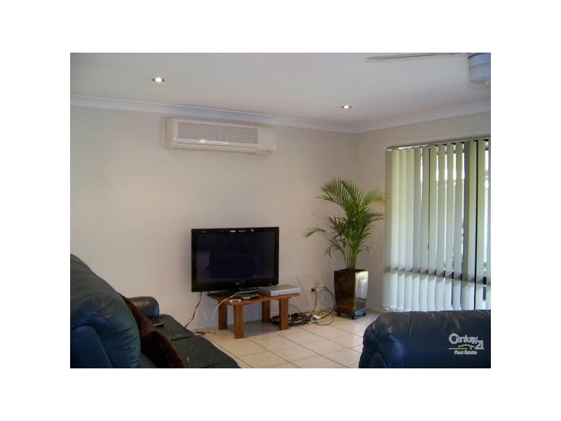 22 Peppermint, Narangba QLD 4504