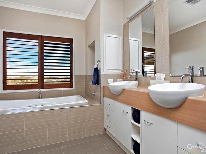 9 Lough Court, Murrumba Downs QLD 4503