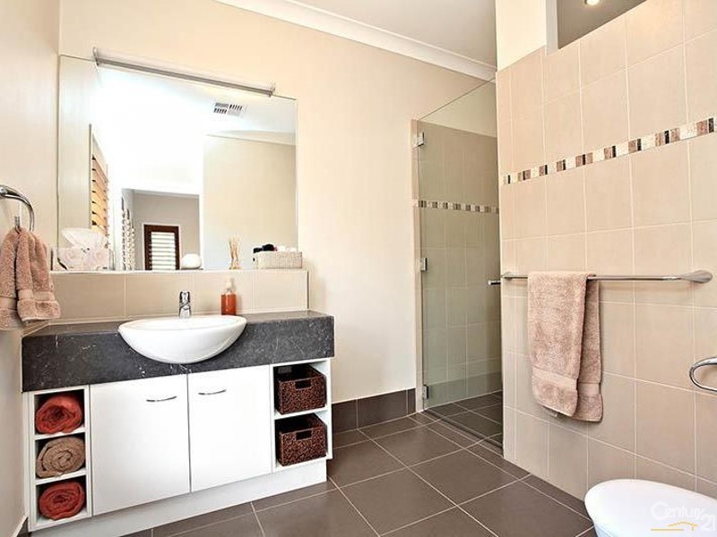 9 Lough Court, Murrumba Downs QLD 4503