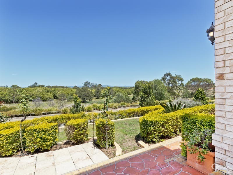 31 Whittome Esplanade, Murrumba Downs QLD 4503