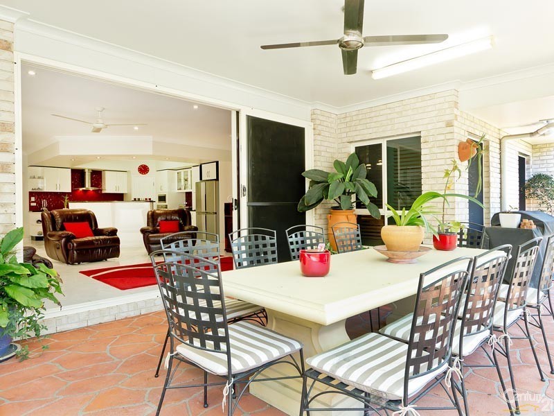31 Whittome Esplanade, Murrumba Downs QLD 4503