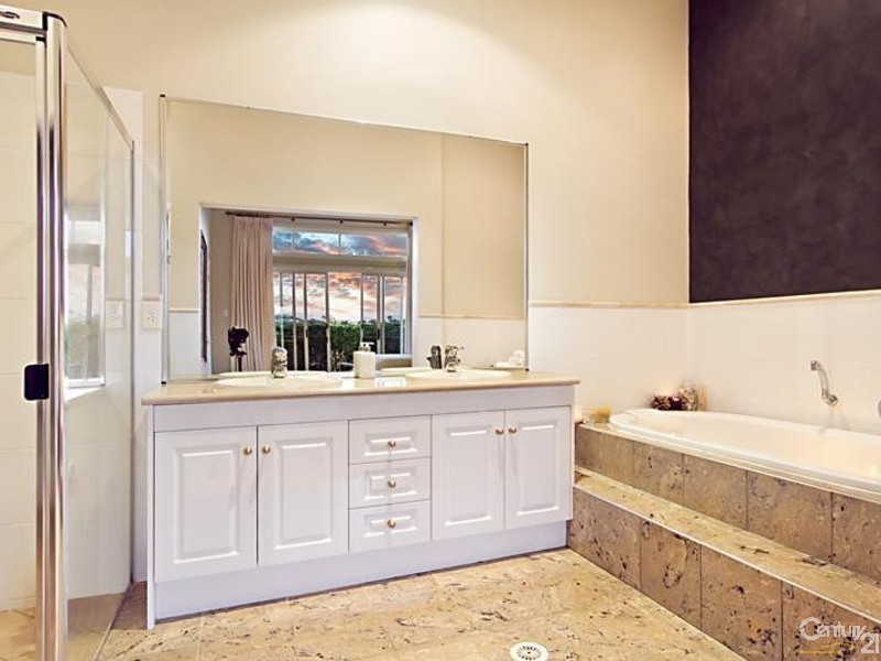 10 Farrington Drive, Murrumba Downs QLD 4503