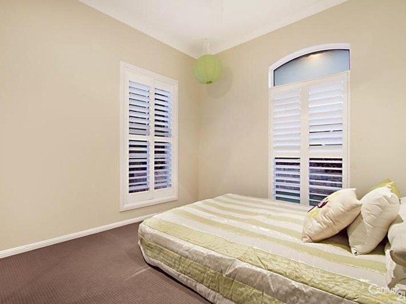 10 Farrington Drive, Murrumba Downs QLD 4503