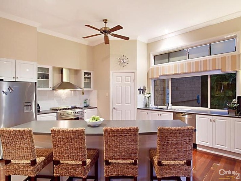 10 Farrington Drive, Murrumba Downs QLD 4503