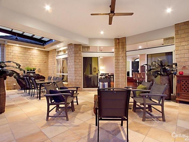 10 Farrington Drive, Murrumba Downs QLD 4503