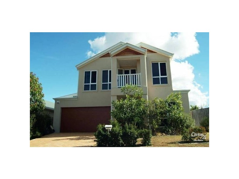 2 Douglas Circuit, North Lakes QLD 4509