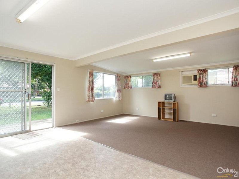 15 Cotswold Street, Morayfield QLD 4506