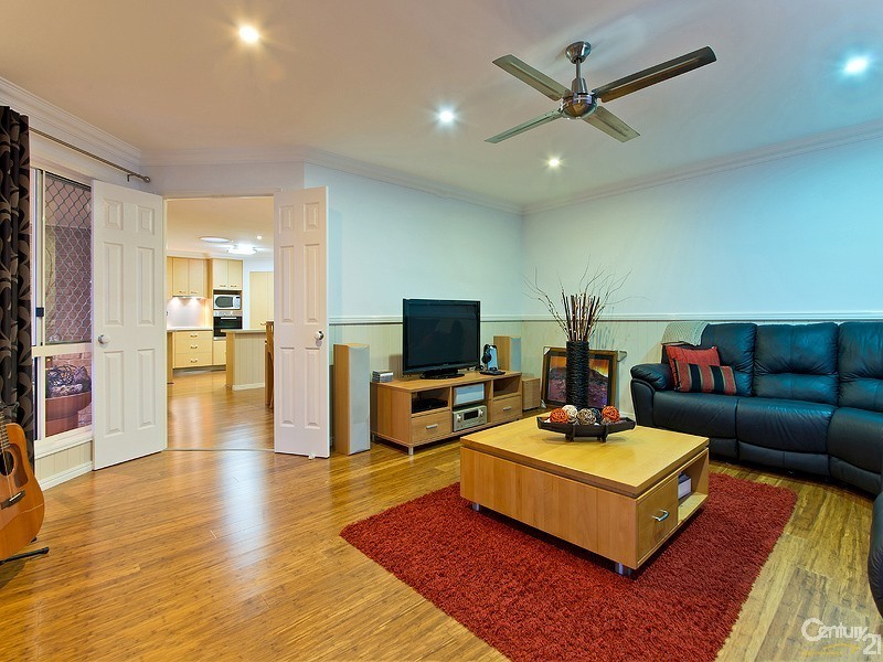 6 Alambi Court, Rothwell QLD 4022