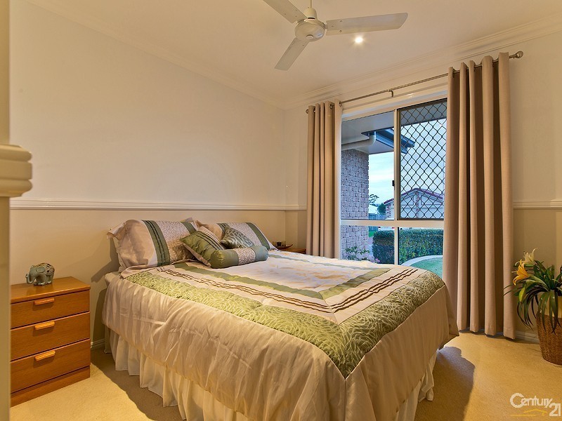 6 Alambi Court, Rothwell QLD 4022