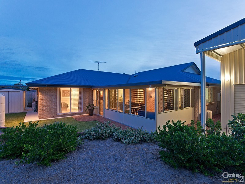 6 Alambi Court, Rothwell QLD 4022