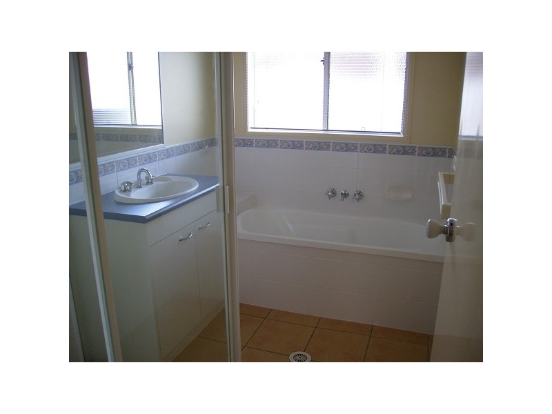 5 Crestlea Street, Victoria Point QLD 4165