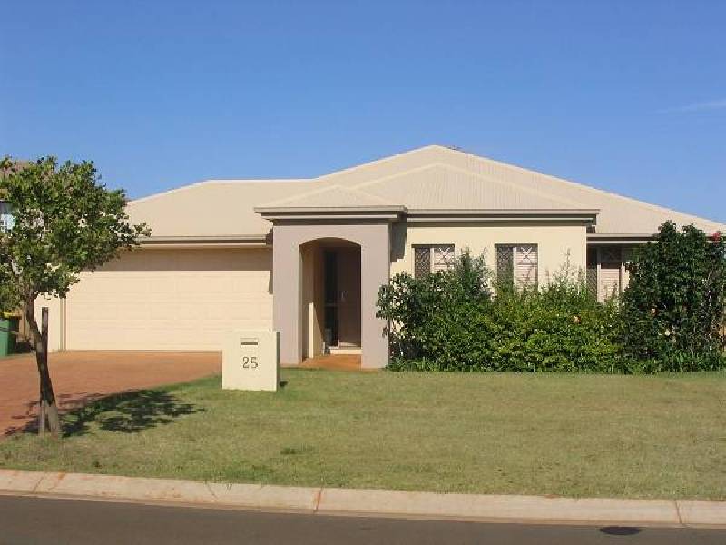 25 Kimbolton Drive, Redland Bay QLD 4165