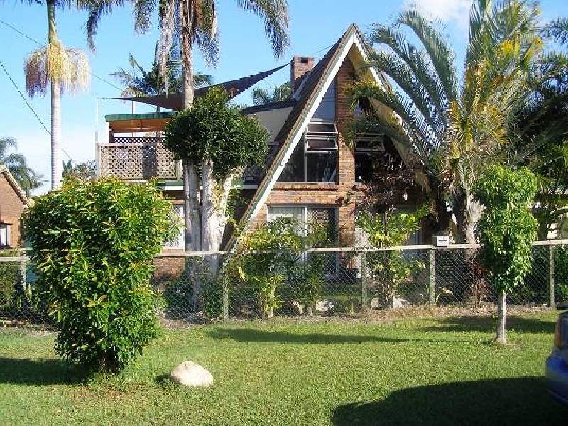 37 Torquay Road, Redland Bay QLD 4165