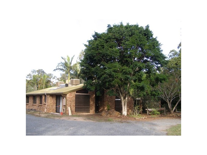 32 Orchard Road, Redland Bay QLD 4165