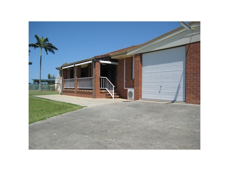 31 Base Street, Victoria Point QLD 4165