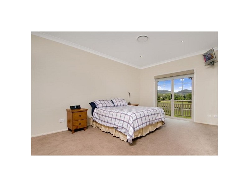 992 Browns Ck Rd, Eerwah Vale QLD 4562